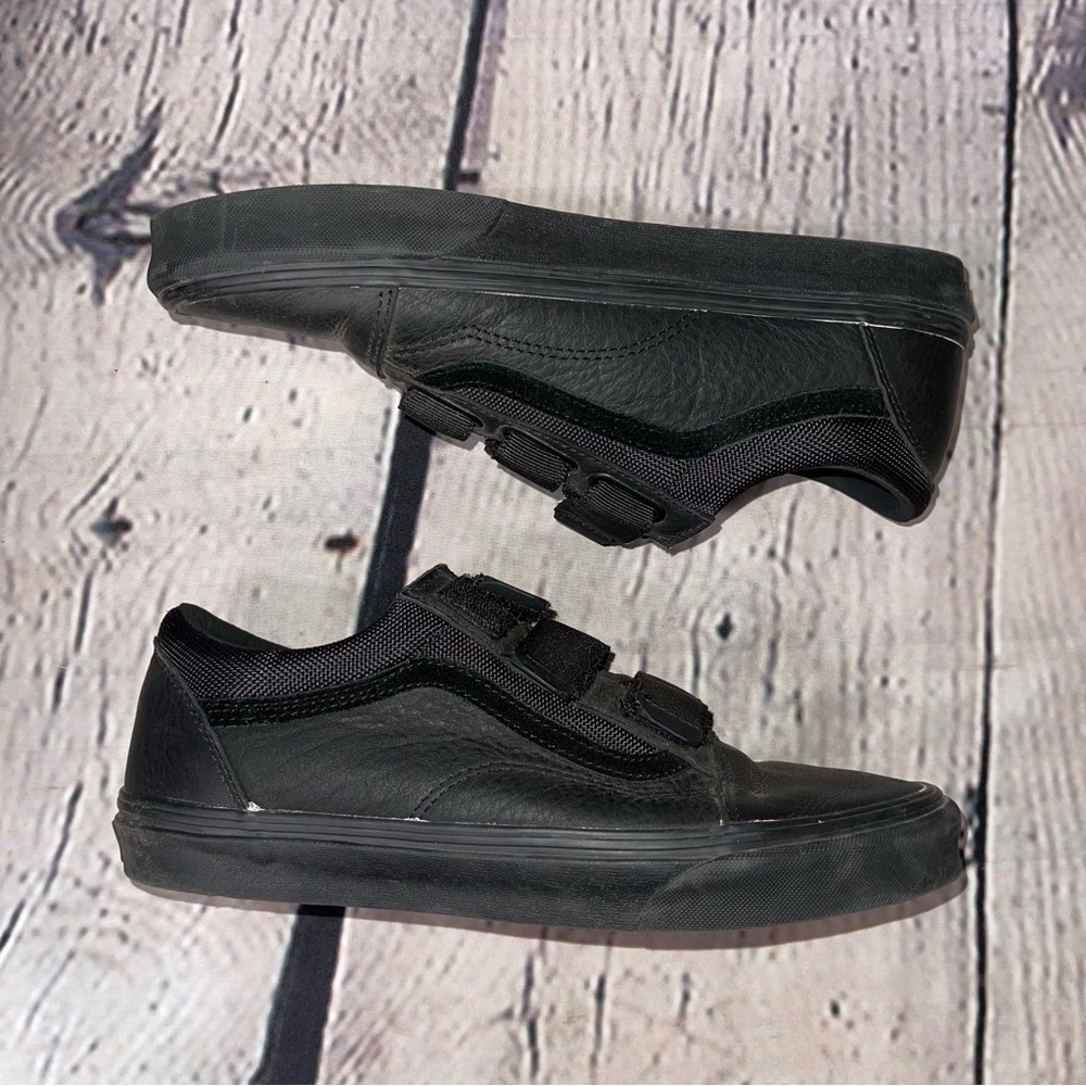 Black Men's Sneakers